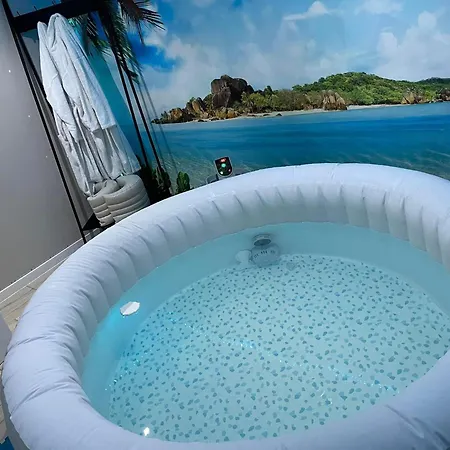 Sparadisejacuzzi إيرانييه